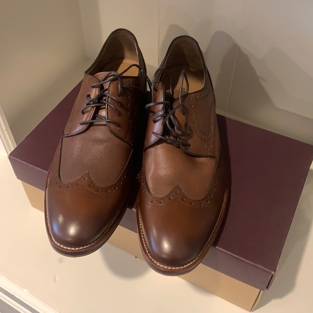 ✨FREE SHIPPING✨ Johnston & Murphy Brown Dress Shoes